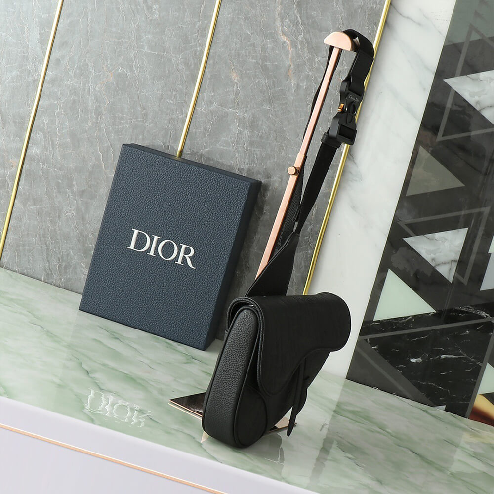 D10r Saddle Bag