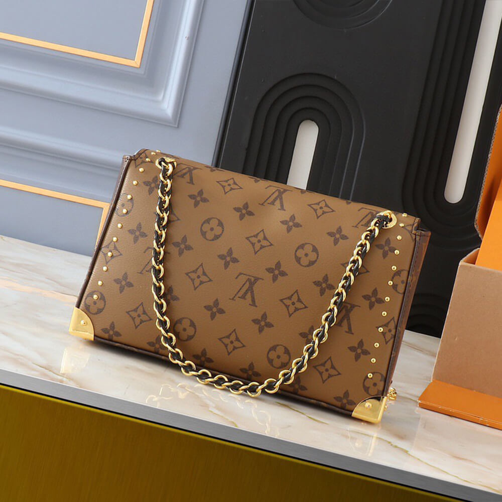 LV Trunkie