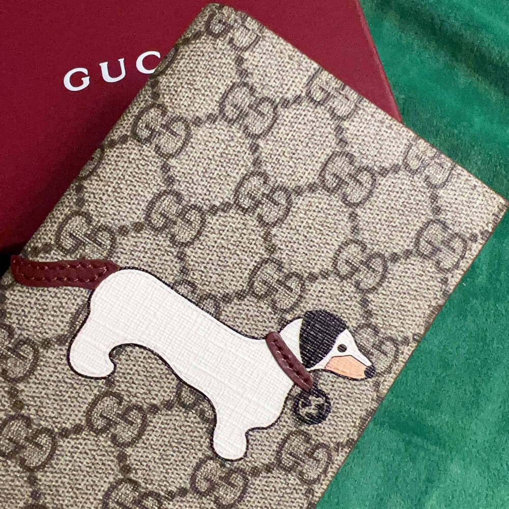 Bi-color GG card case with dog detail
