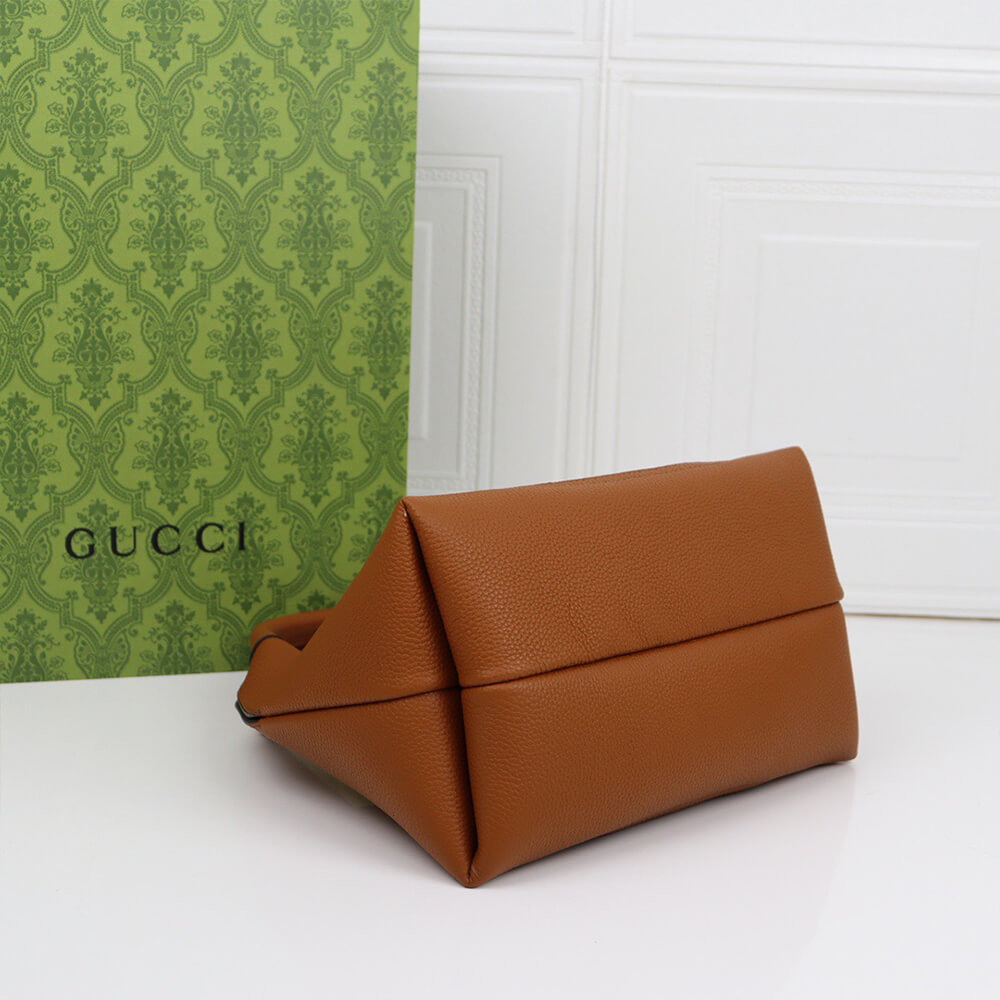 Gvc*1 Softbit medium top handle bag