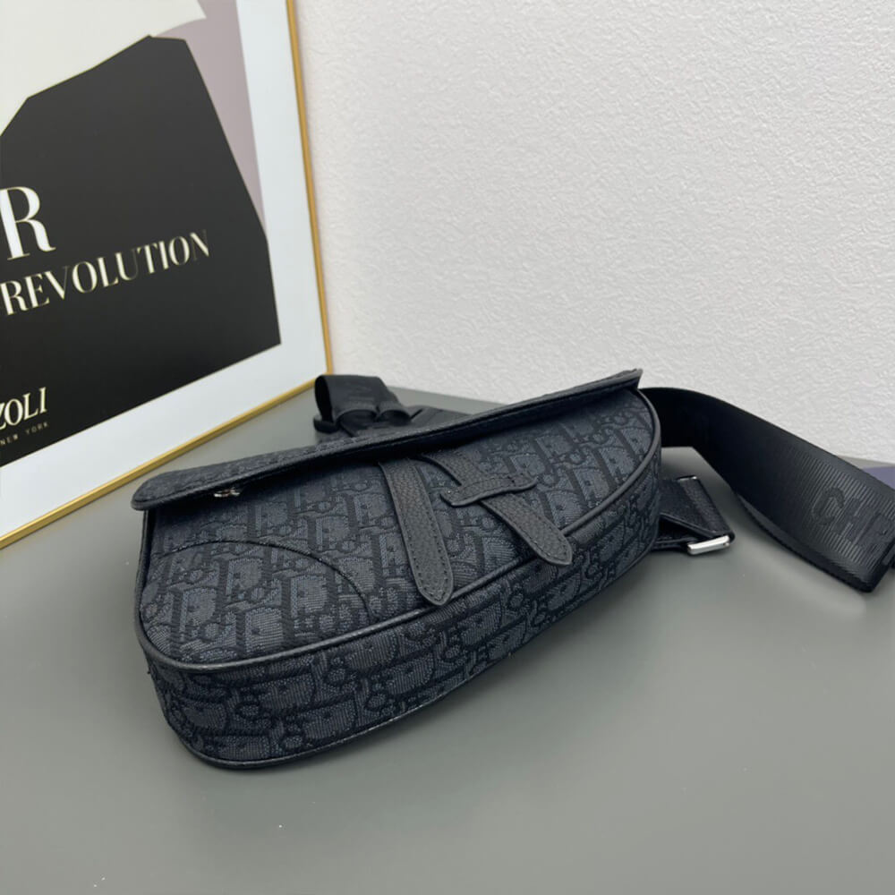 D10r Saddle Bag