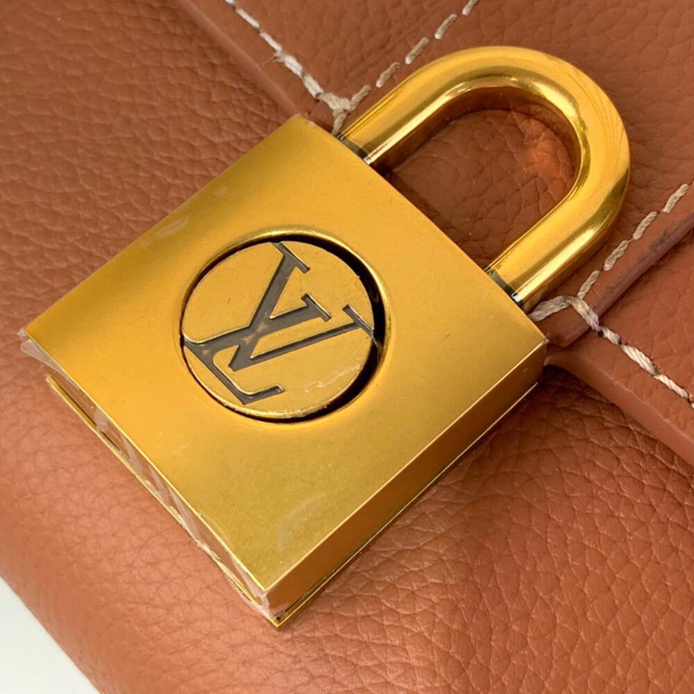 LV Wallet On Chain Low Key