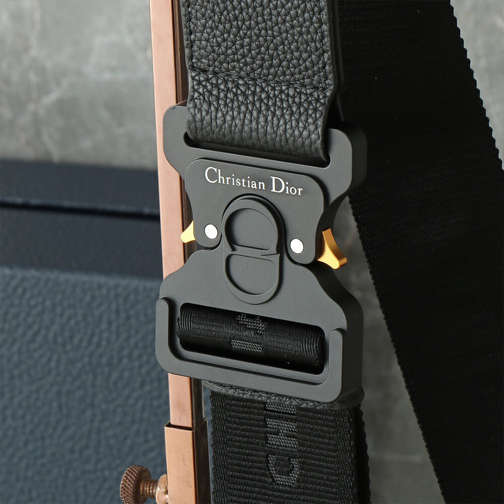 D10r Saddle Bag