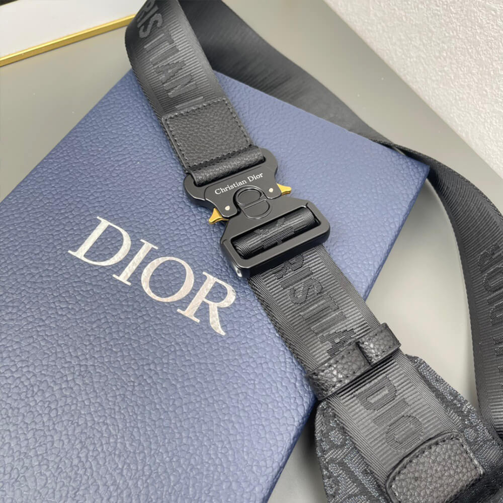 D10r Saddle Bag