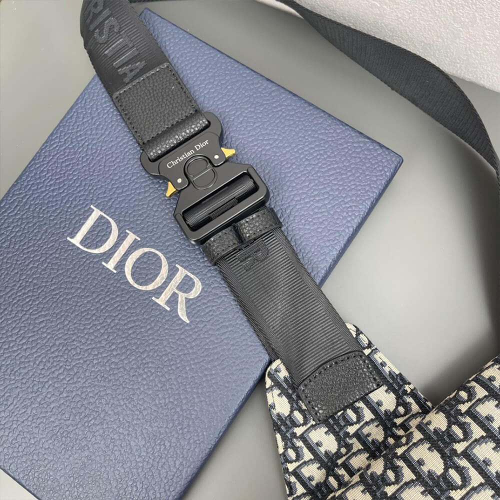 D10r Saddle Bag