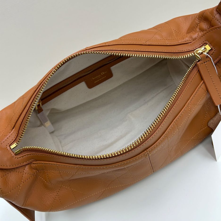 D10r Medium D-Journey Bag in Vintage Smooth Calfskin(high-end grade)