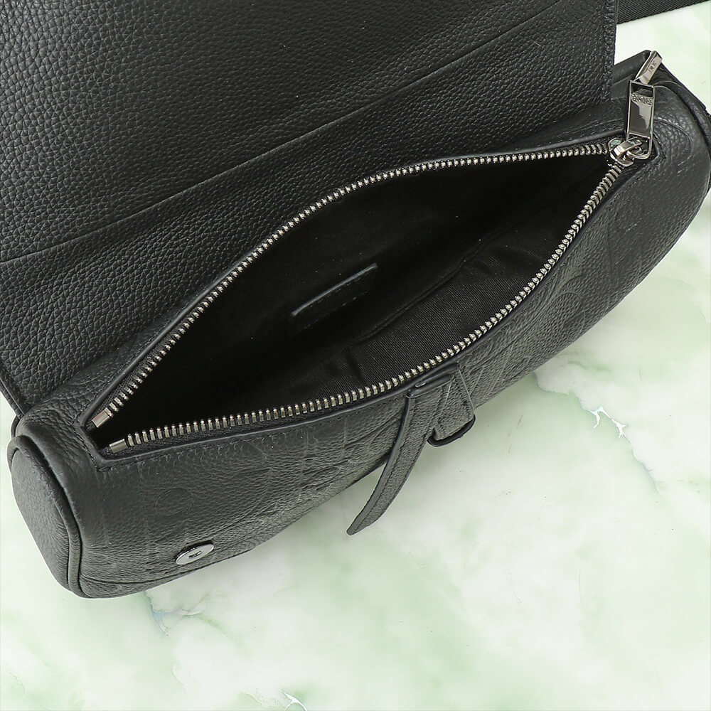 D10r Saddle Bag