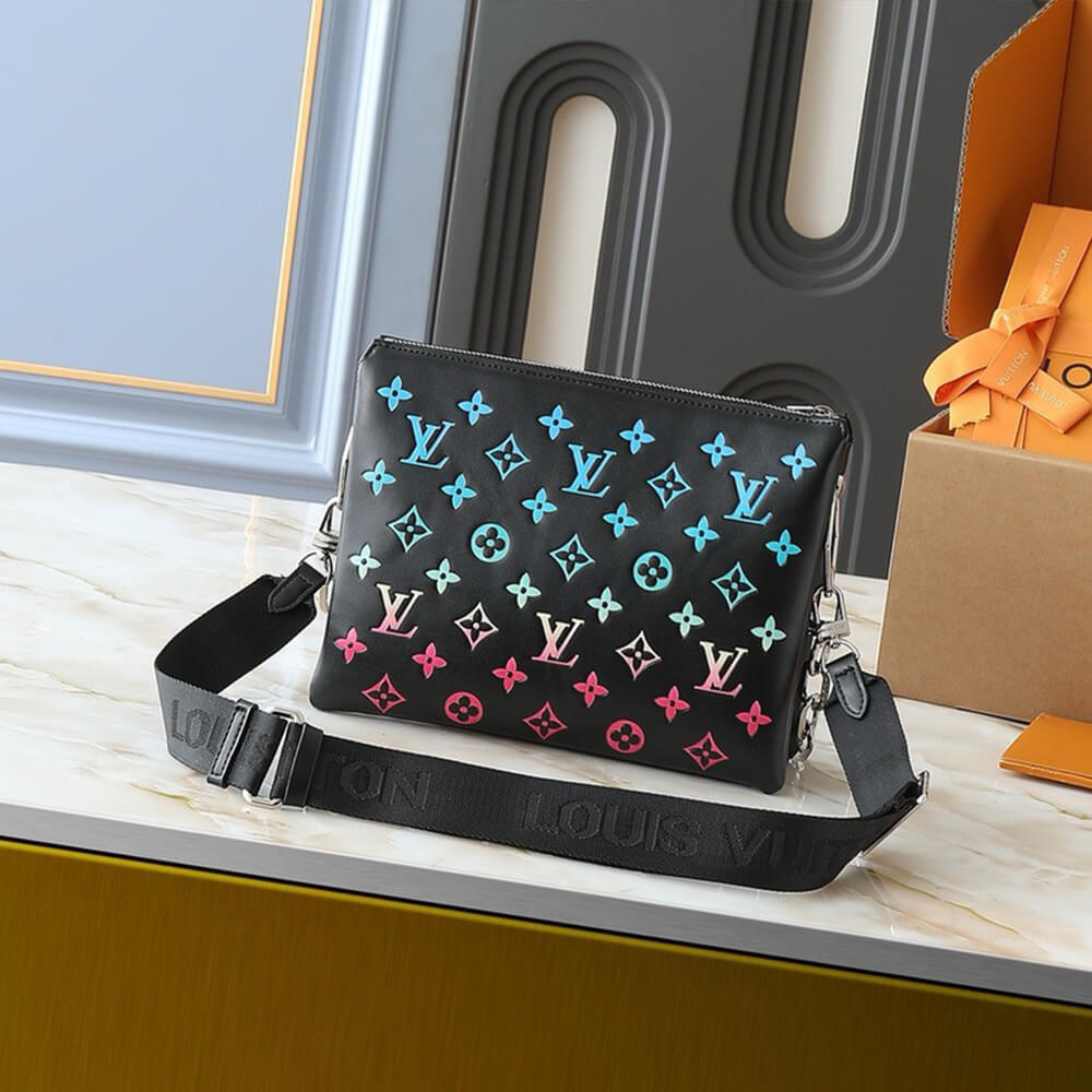 LV Coussin PM