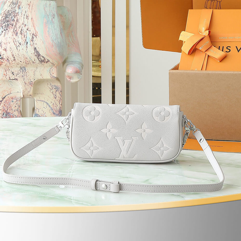 LV WALLET ON CHAIN IVY BAG