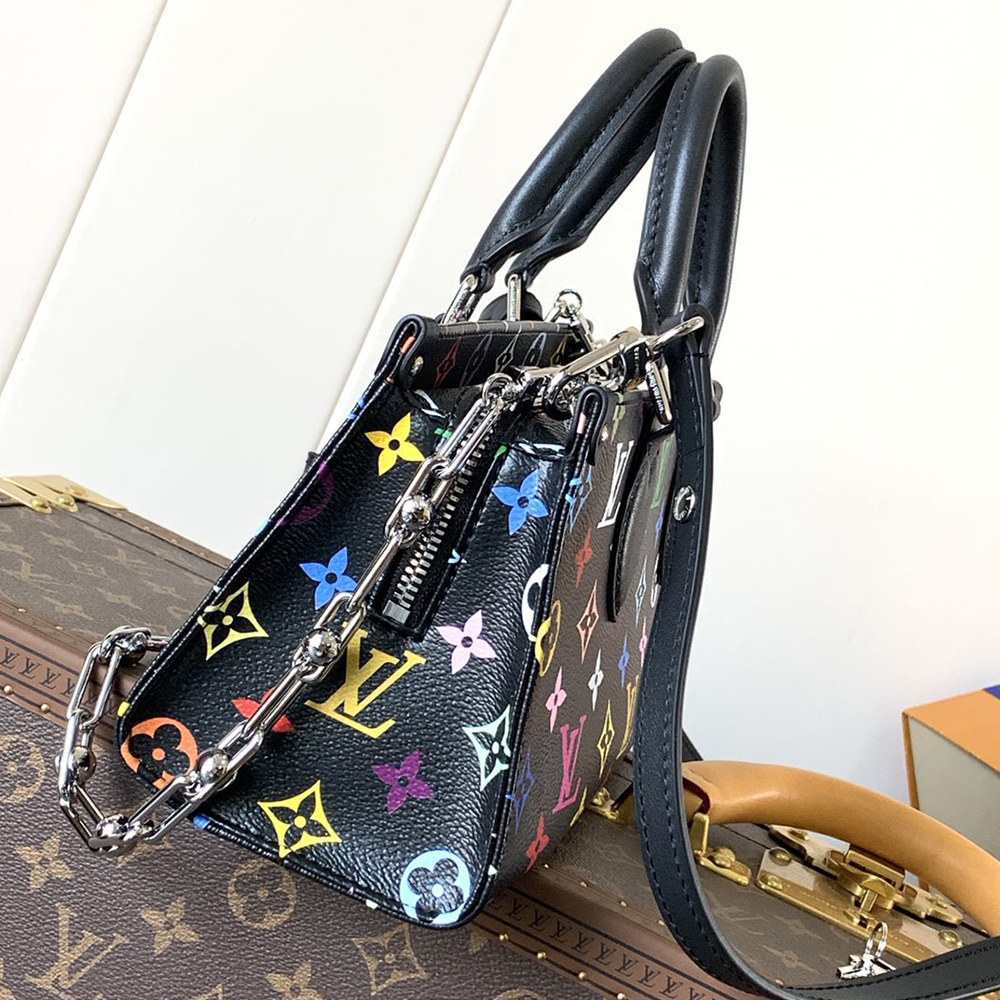 LV x TM OnTheGo East West Chain