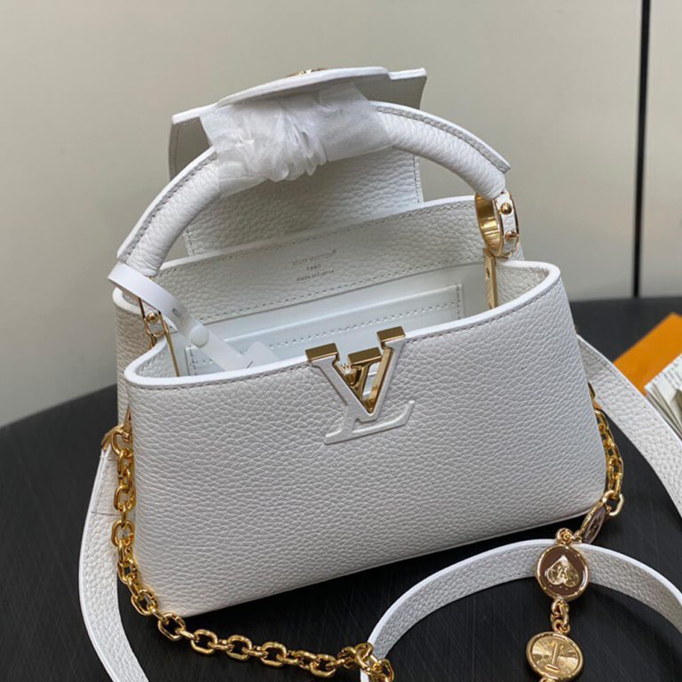 LV My Capucines Bag(HIGH-END GRADE)