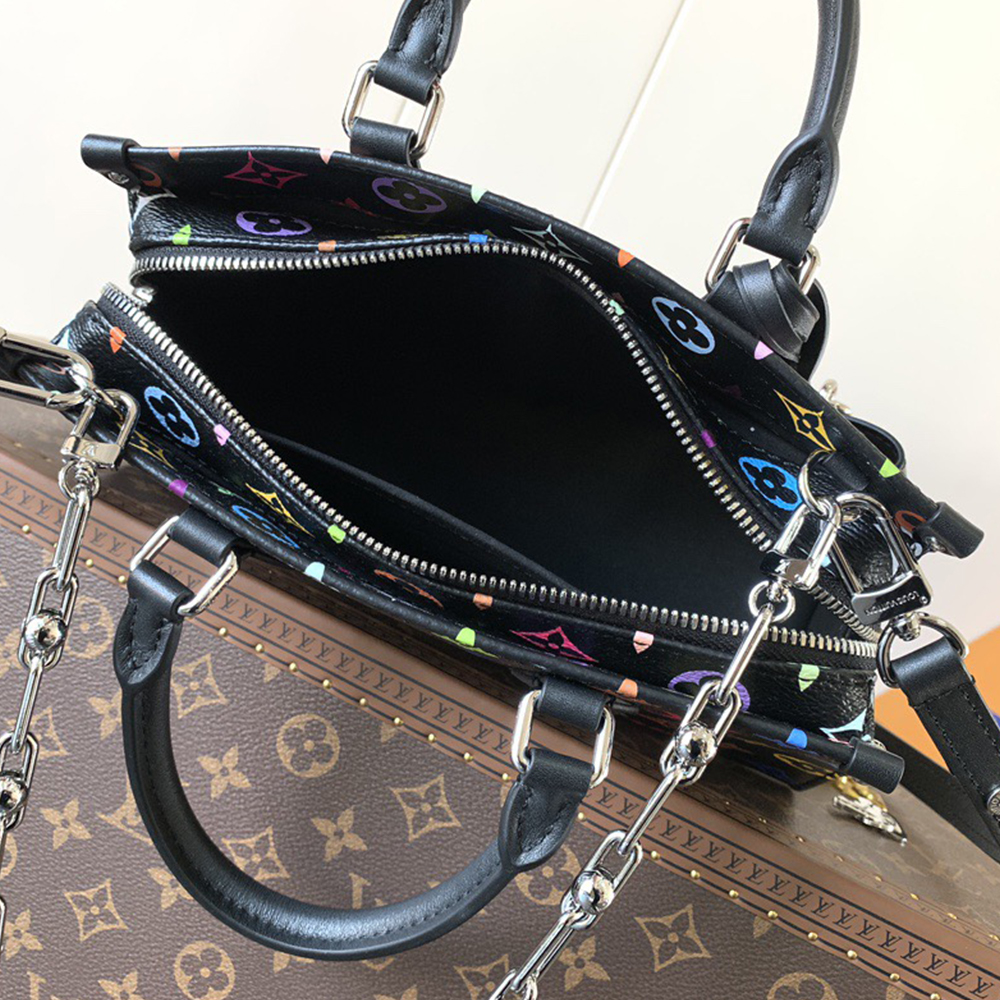LV x TM OnTheGo East West Chain