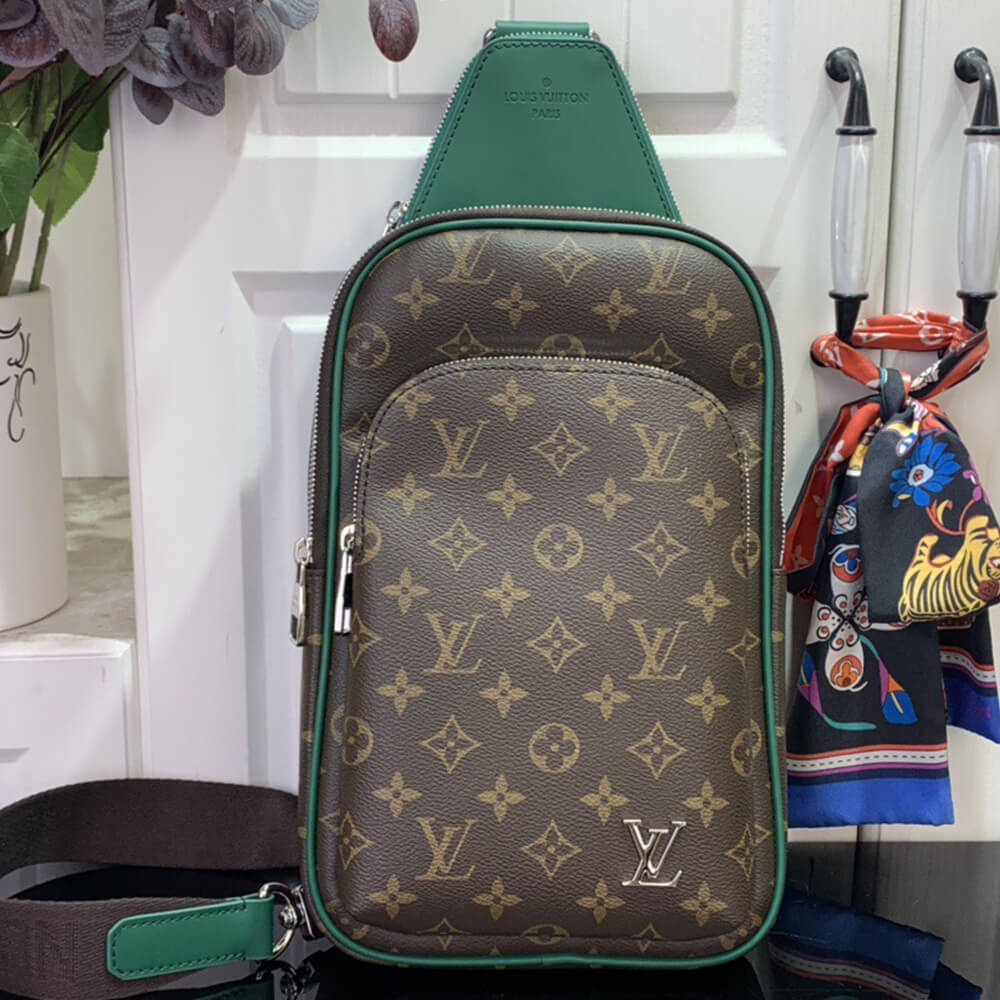 LV Avenue Slingbag NM