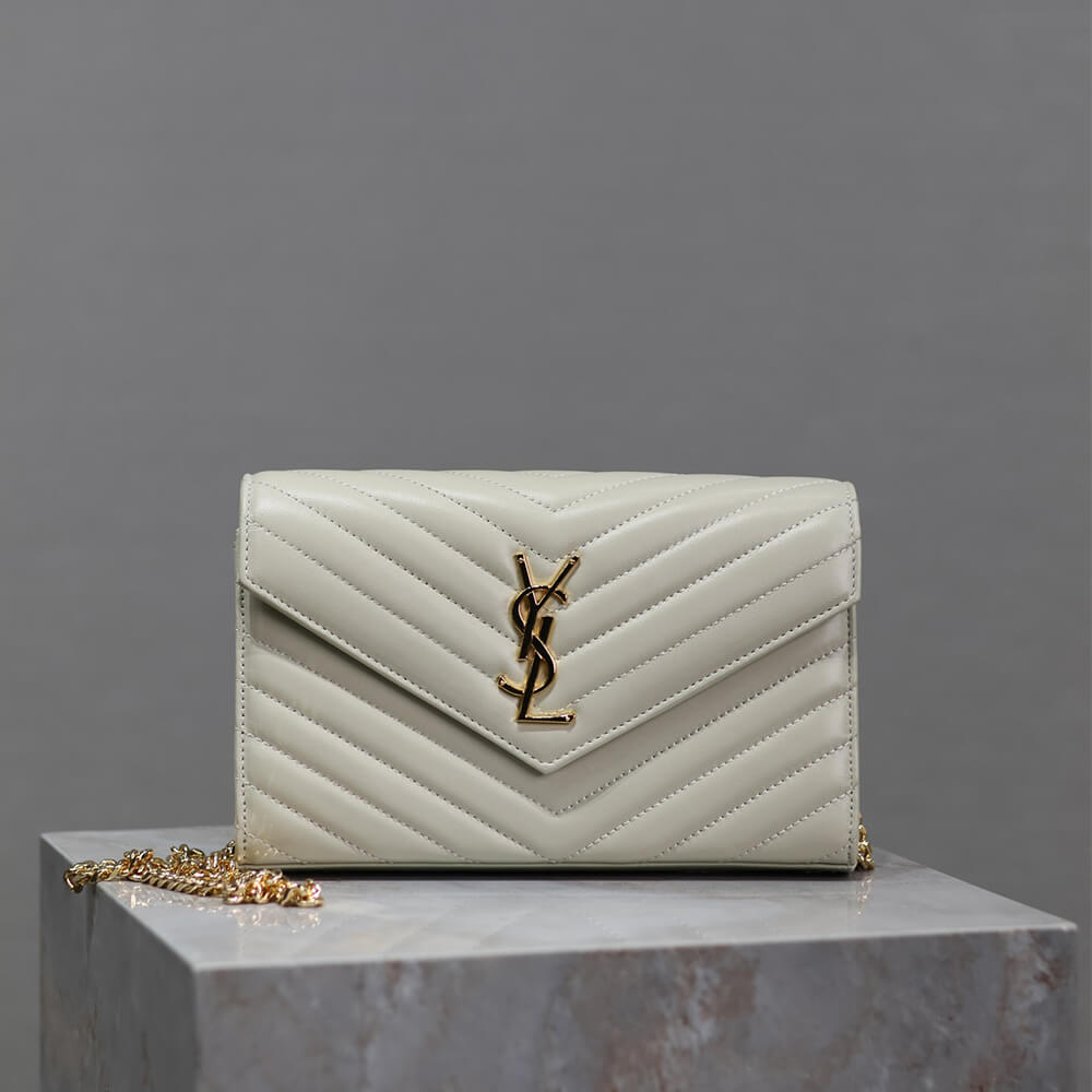 Y51 cassandre chain wallet in lambskin