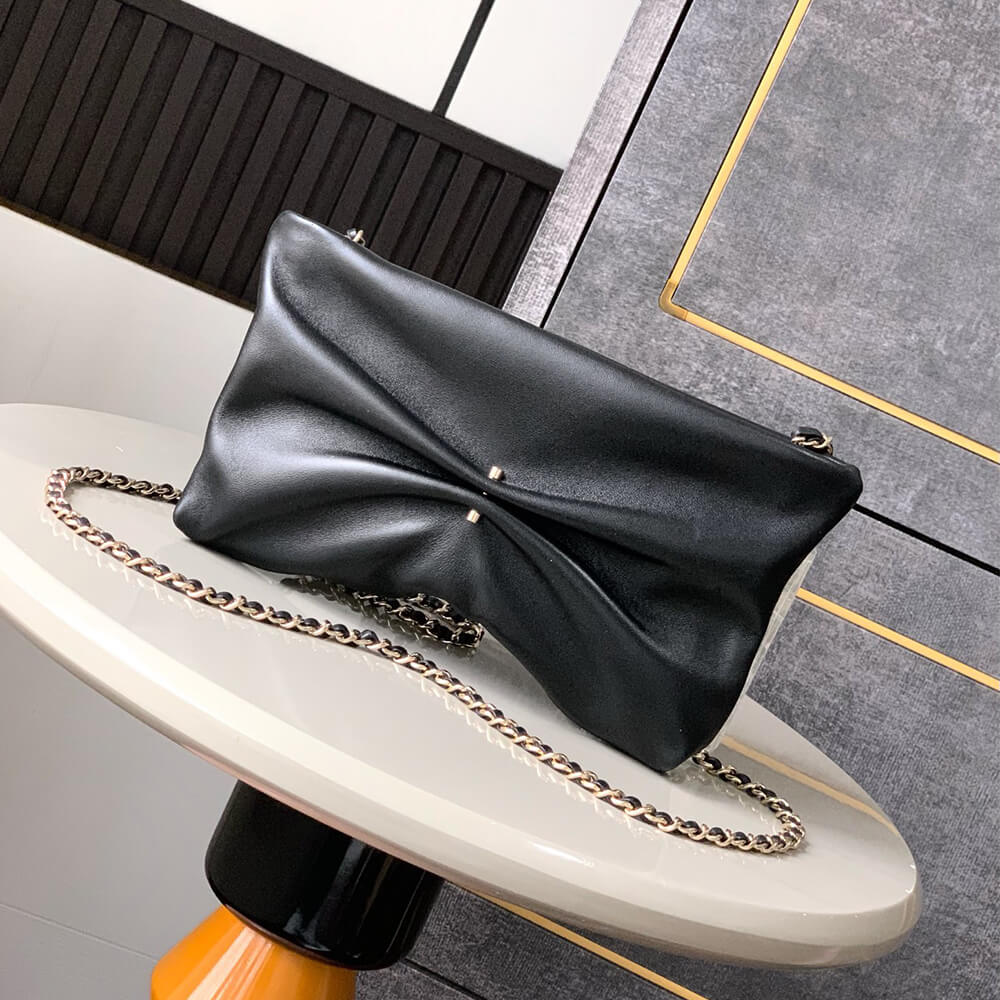 Ch**el Clutch With Chain(HIGH-END GRADE)