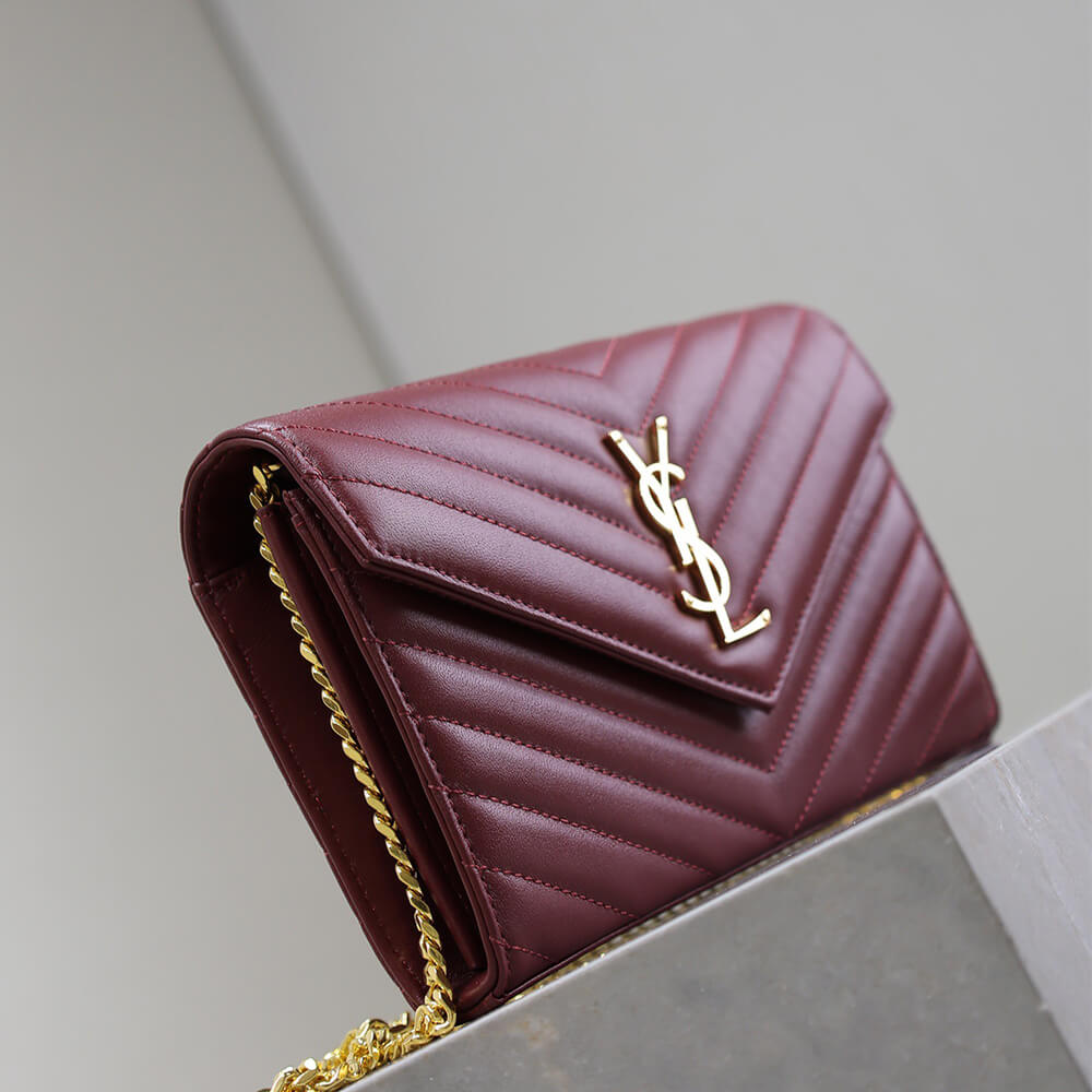 Y51 cassandre chain wallet in lambskin