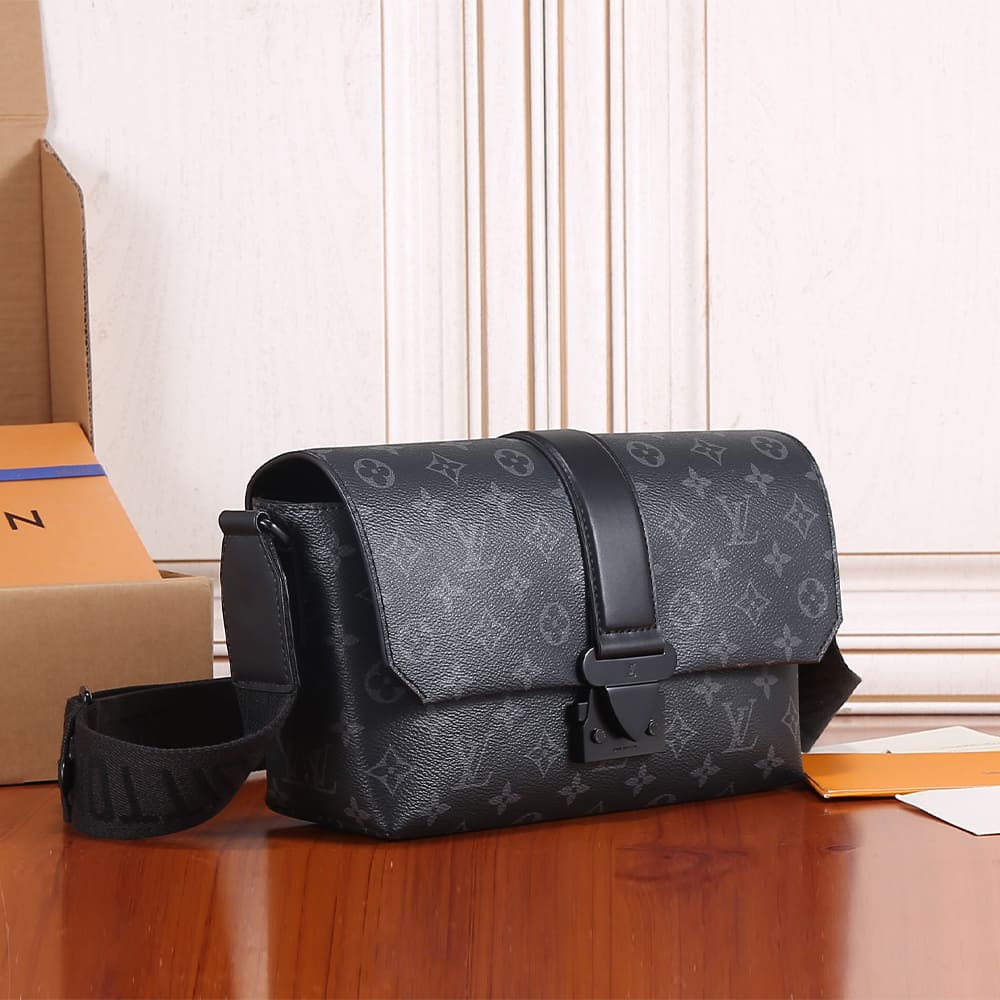 LV S-Cape Messenger