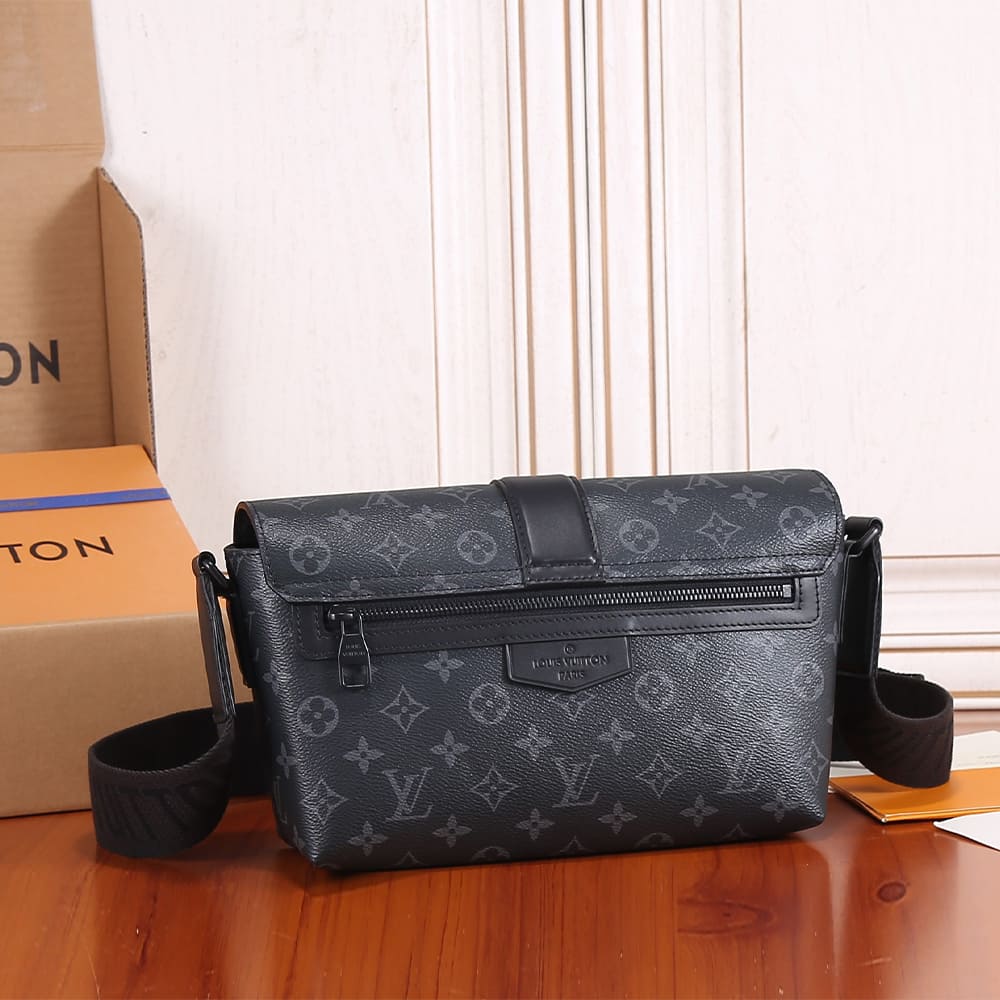 LV S-Cape Messenger