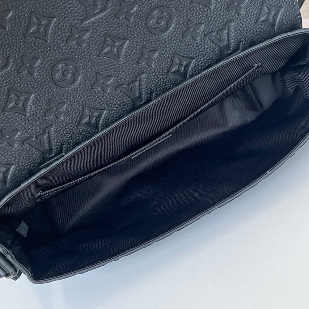 LV S-Cape Messenger
