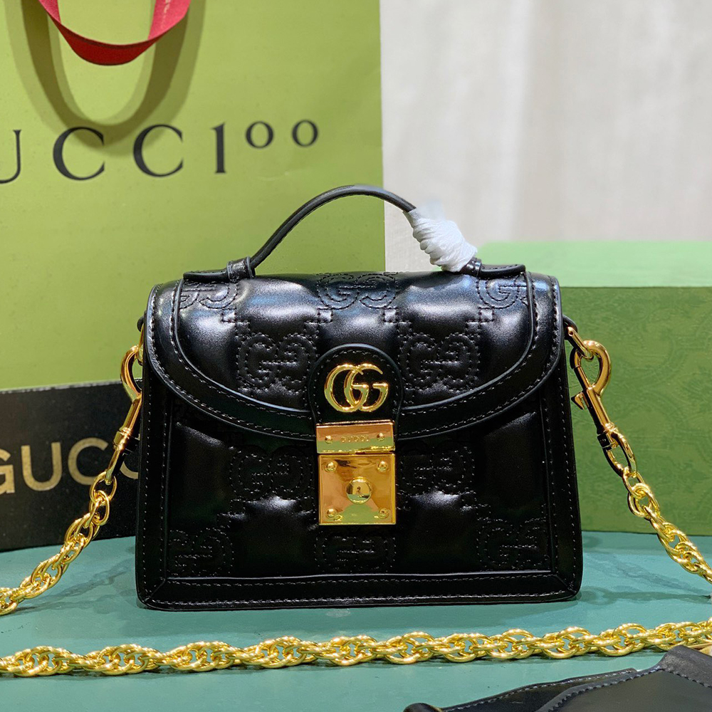 GG Matelassé leather small bag Model