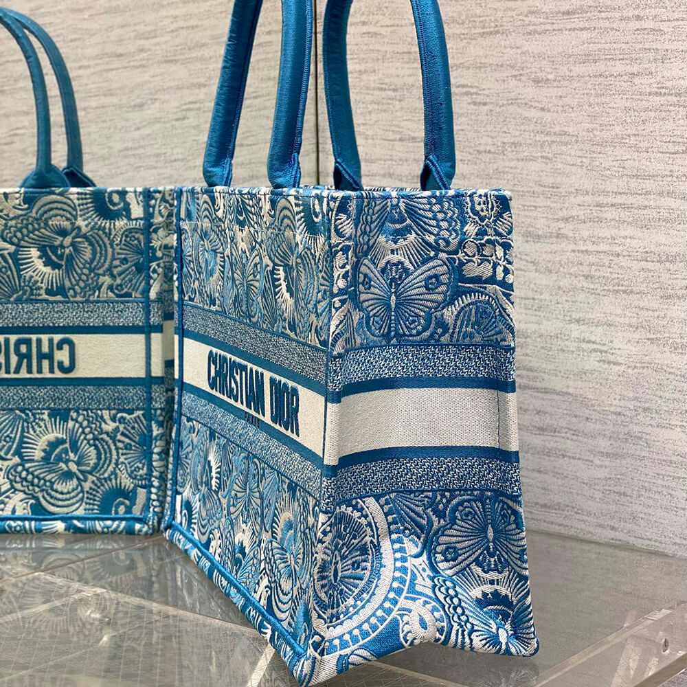 Medium D10r Book Tote