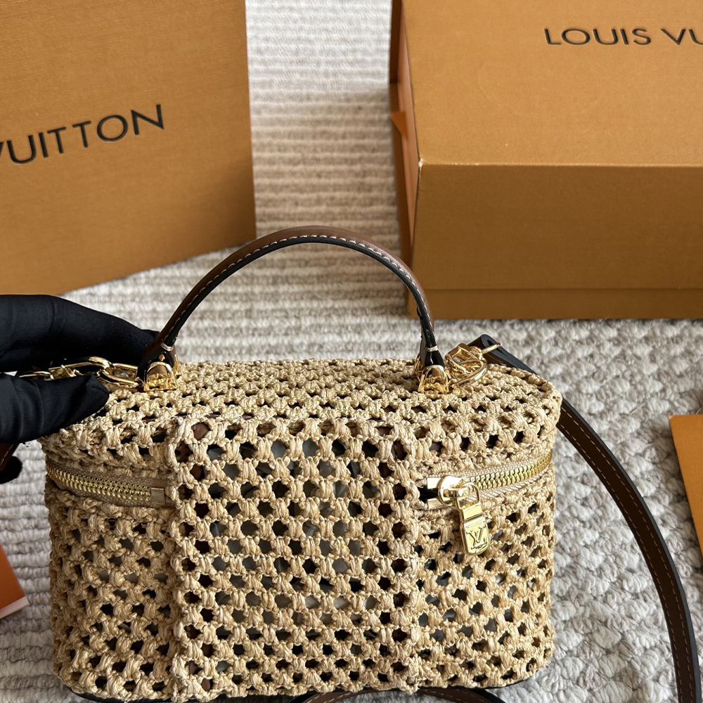 LV Vanity Chain Pouch