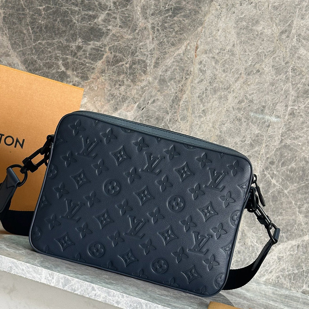 LV TRIO messenger bag(HIGH-END GRADE)