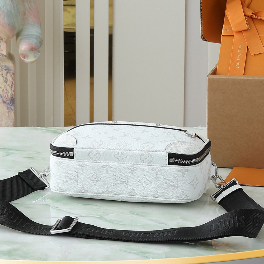 ALPHA MESSENGER BAG