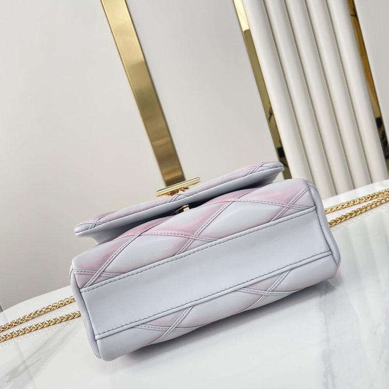 LV GO-14 medium handbag(HIGH-END GRADE)