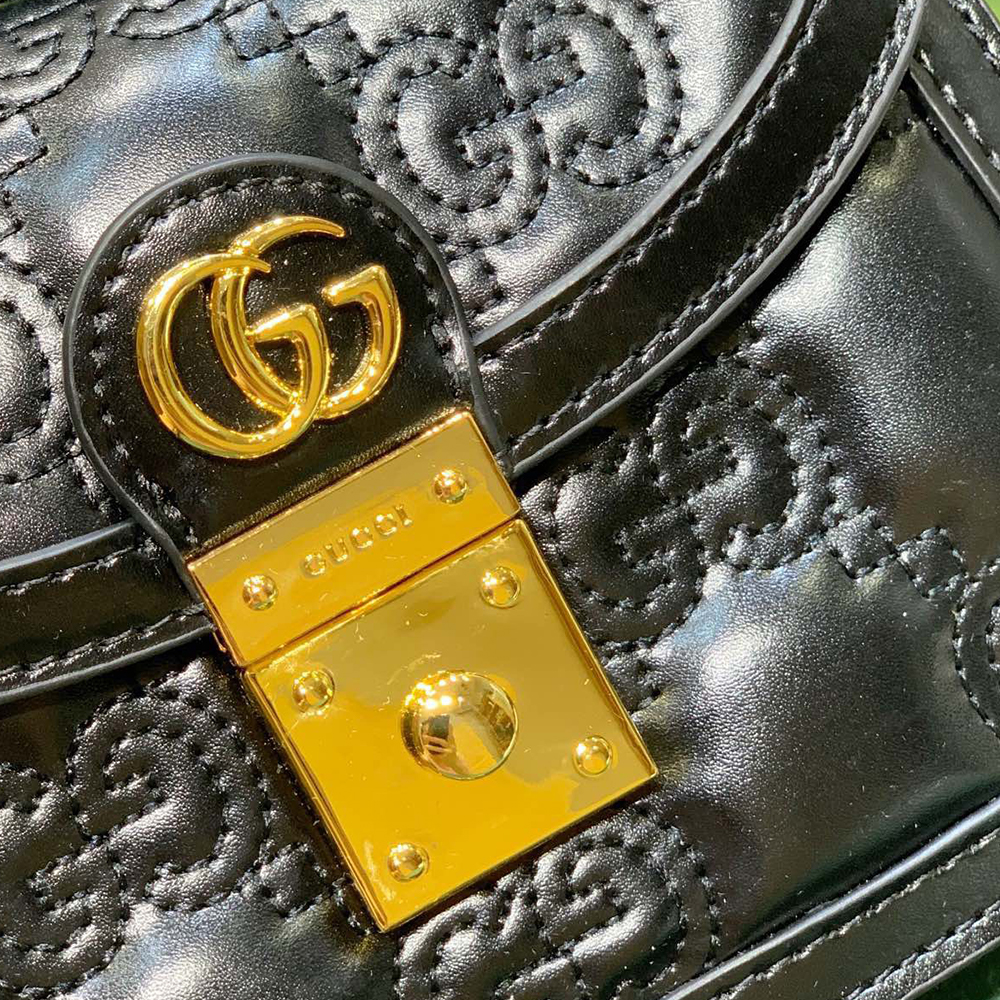 GG Matelassé leather small bag Model