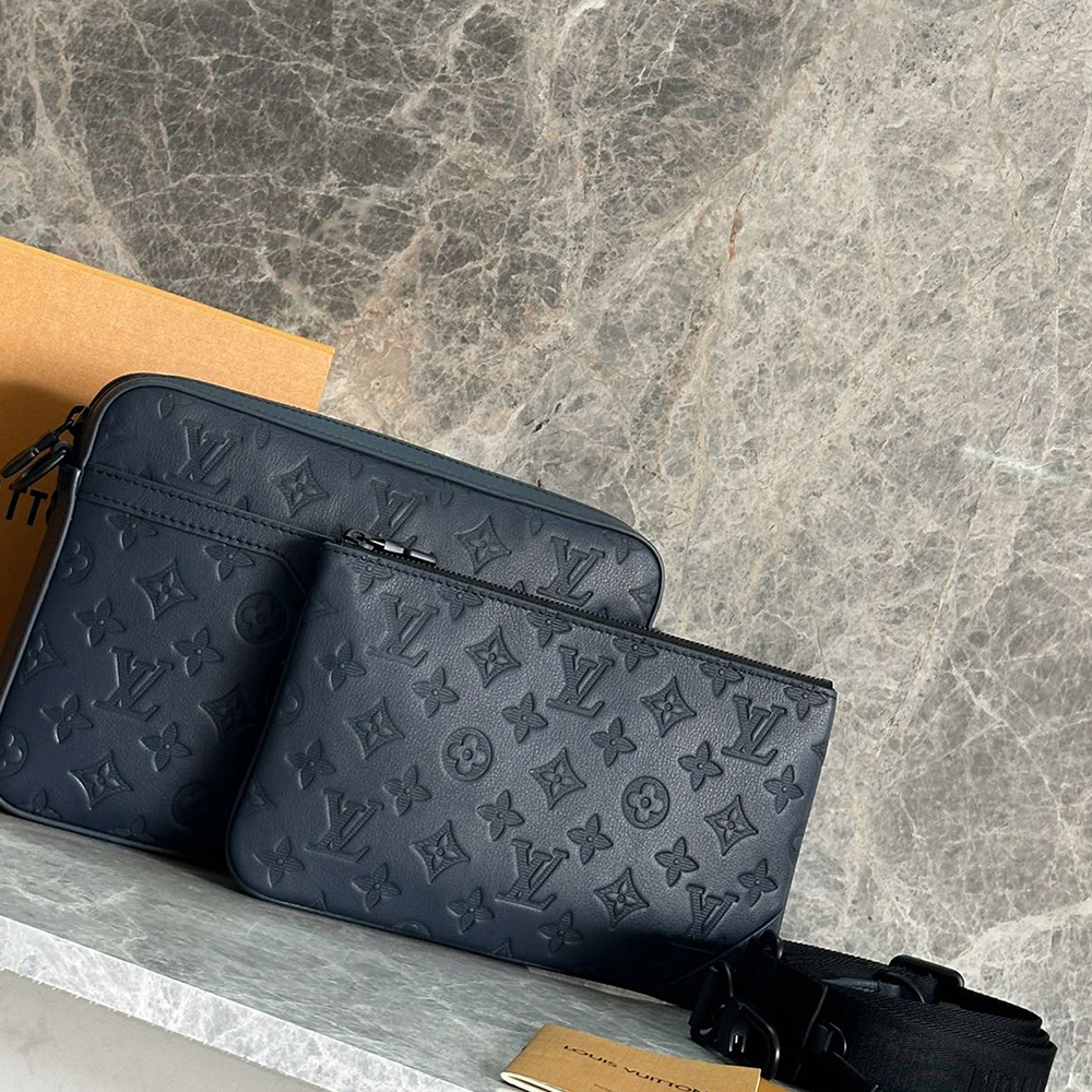 LV TRIO messenger bag(HIGH-END GRADE)