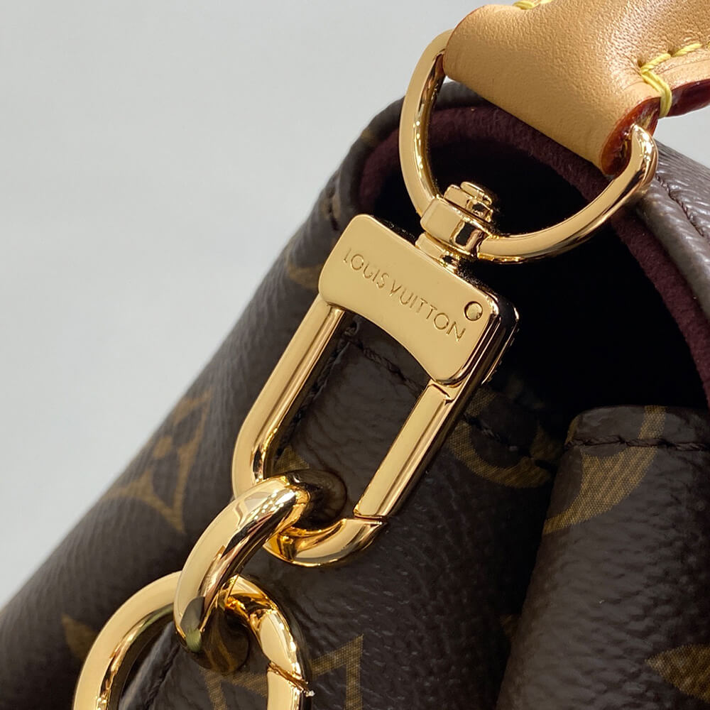 LV HIDE AWAY Medium Gloves