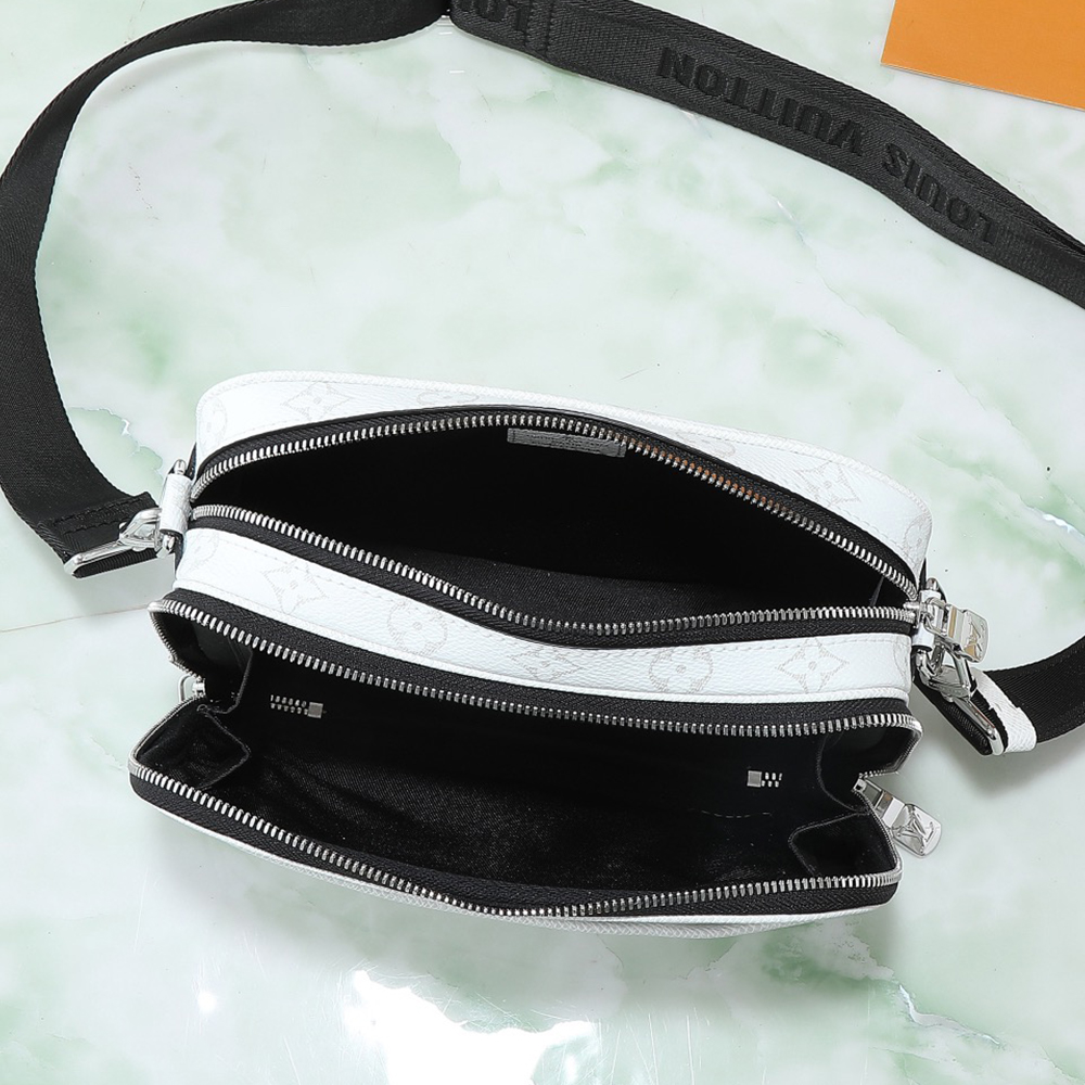 ALPHA MESSENGER BAG
