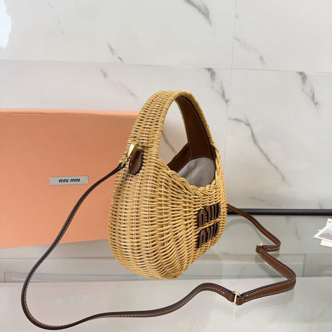 M1um1u Wander wicker handbag(HIGH-END GRADE)