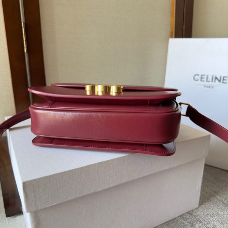 Ce1i*e CLASSIQUE TRIOMPHE BAG in shiny calfskin(HIGH-END GRADE)