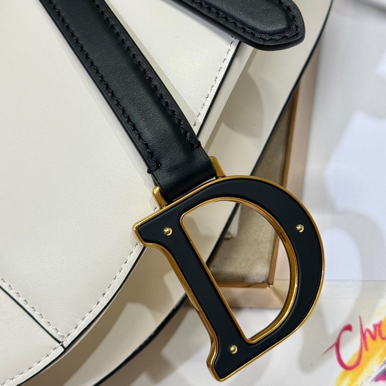 D10r Saddle Bag with Strap