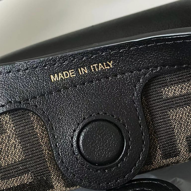 F**di Spy Small(HIGH-END GRADE)