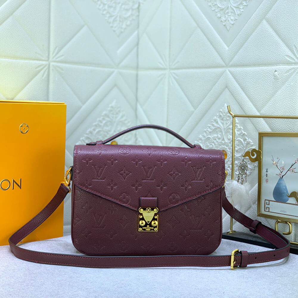 LV Pochette Metis MM