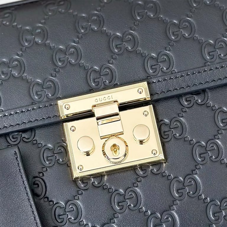Gvc*1 Padlock medium top handle bag