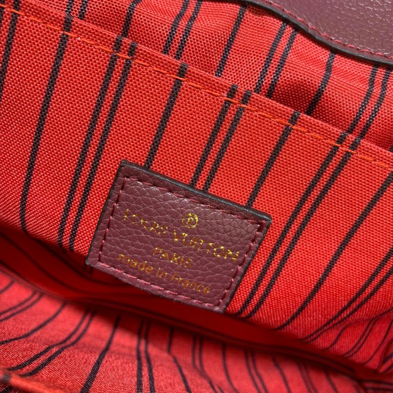 LV Pochette Metis MM