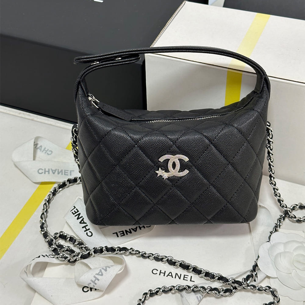 Ch**el Clutch with Chain(HIGH-END GRADE)