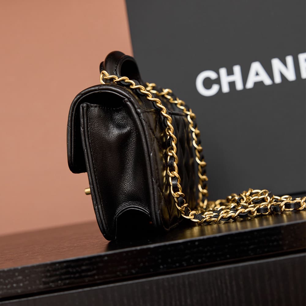 Ch**el CLUTCH WITH CHAIN(HIGH-END GRADE)
