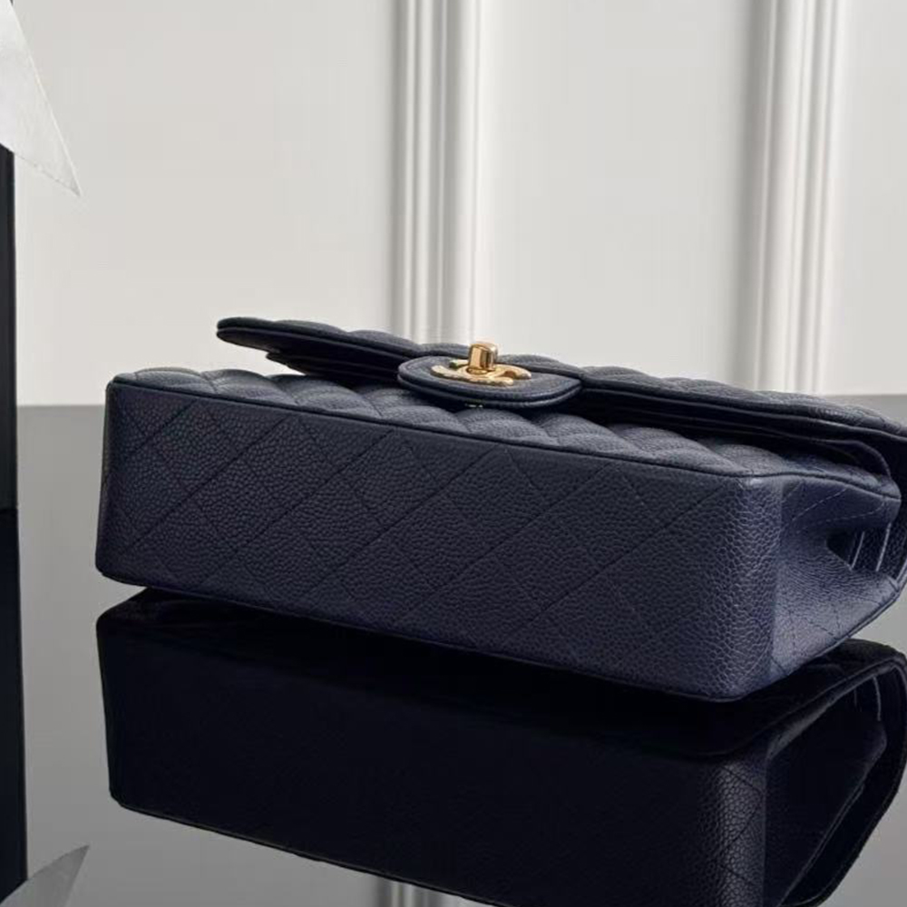 Ch**el Classic Flap Handbag(tax-free grade)
