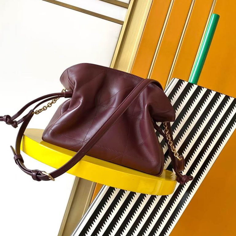 Y51 JAMIE shoulder pouch in lambskin