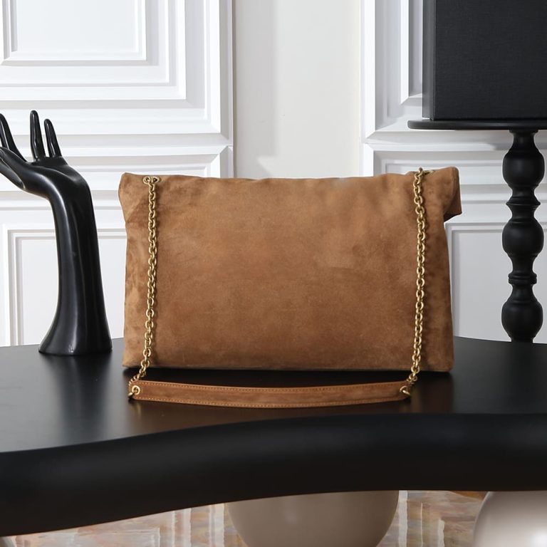 Y51 CASSANDRE XXL pouch on chain in suede
