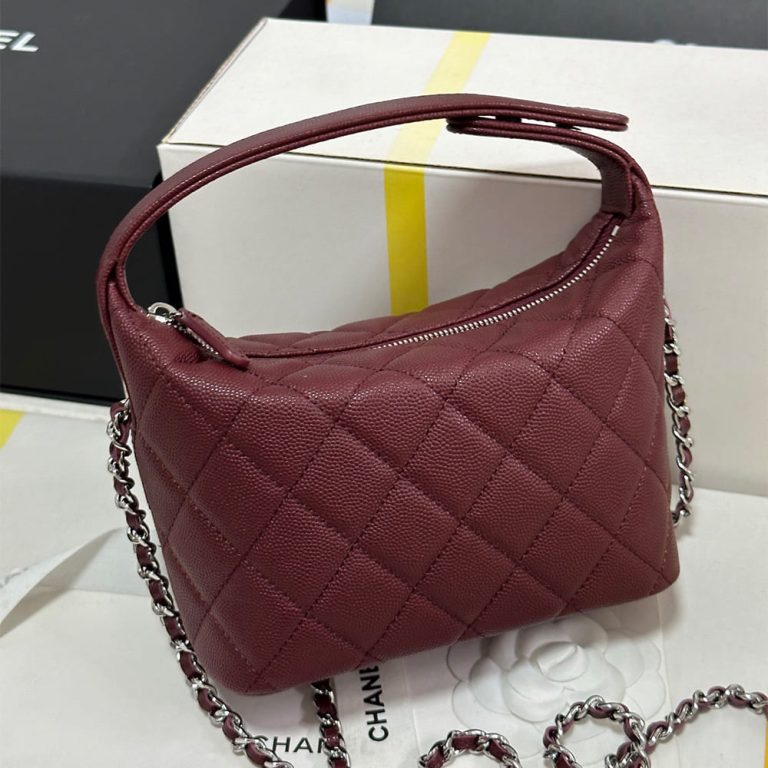 Ch**el Clutch with Chain(HIGH-END GRADE)