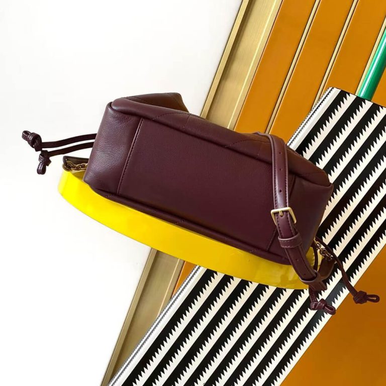 Y51 JAMIE shoulder pouch in lambskin
