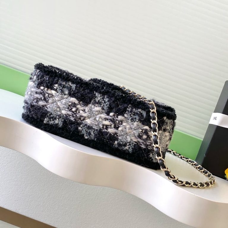 Ch**el LARGE FLAP BAG(HIGH-END GRADE)