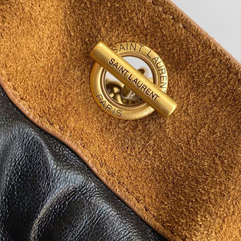 Y51 JAMIE shoulder pouch in lambskin