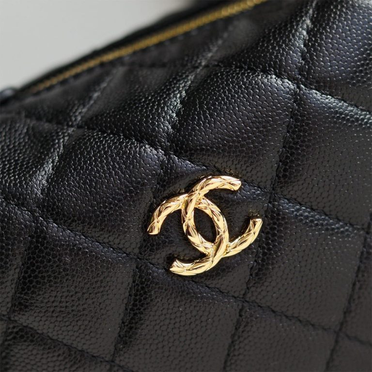 Ch**el Clutch with Chain(HIGH-END GRADE)